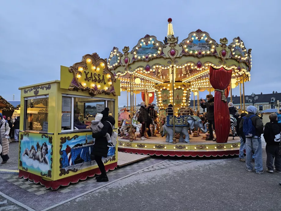 Korsel di Pasar Natal Schönbrunn