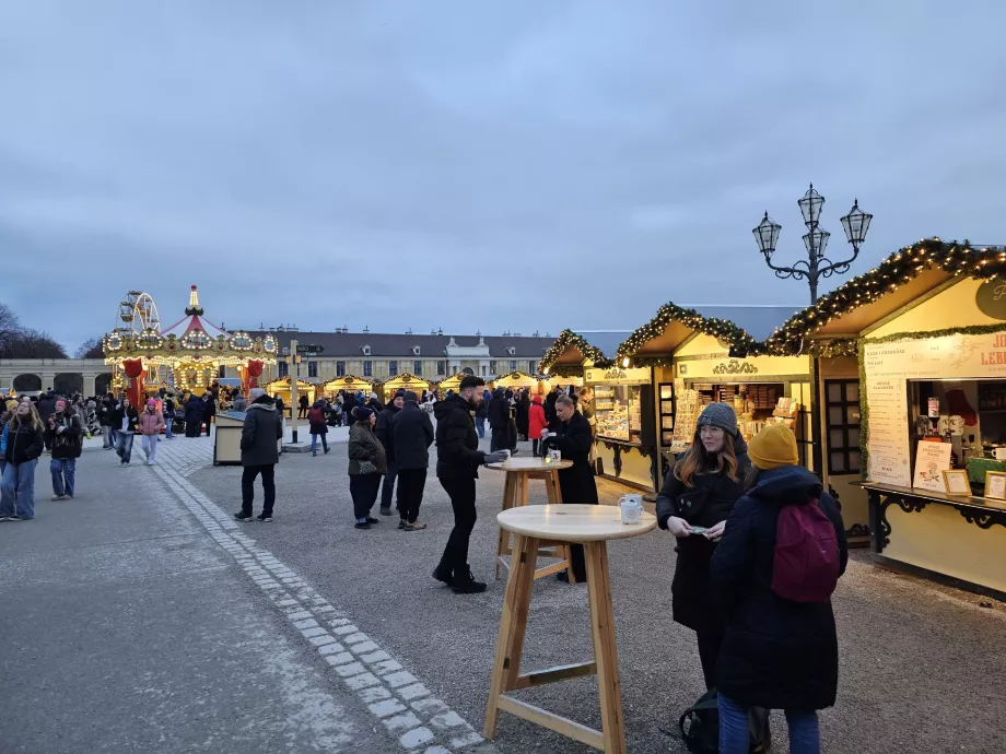 Pasar Natal Schönbrunn