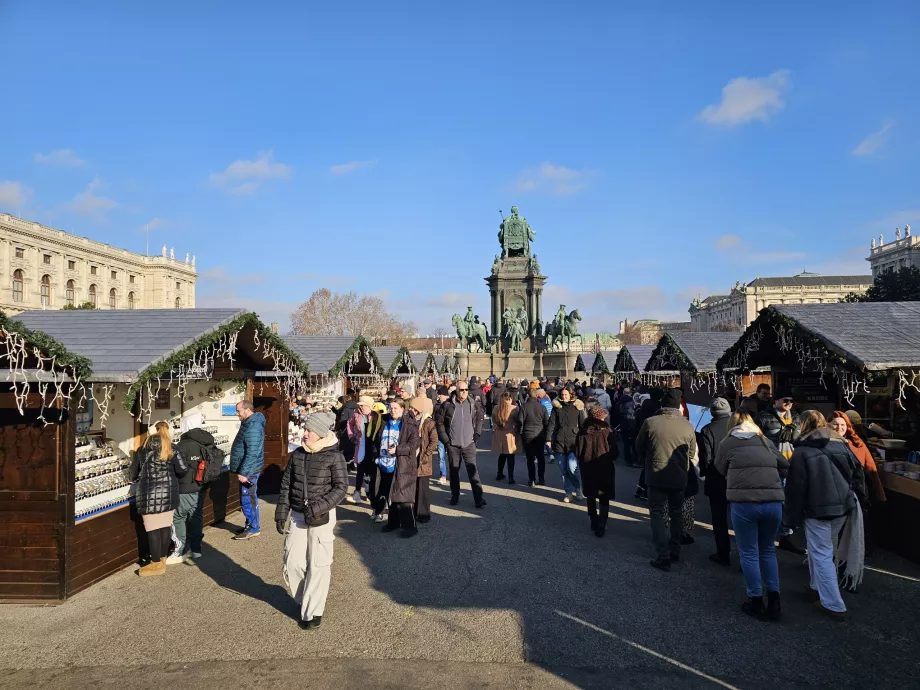 Pasar Natal di Maria-Theresien-Platz