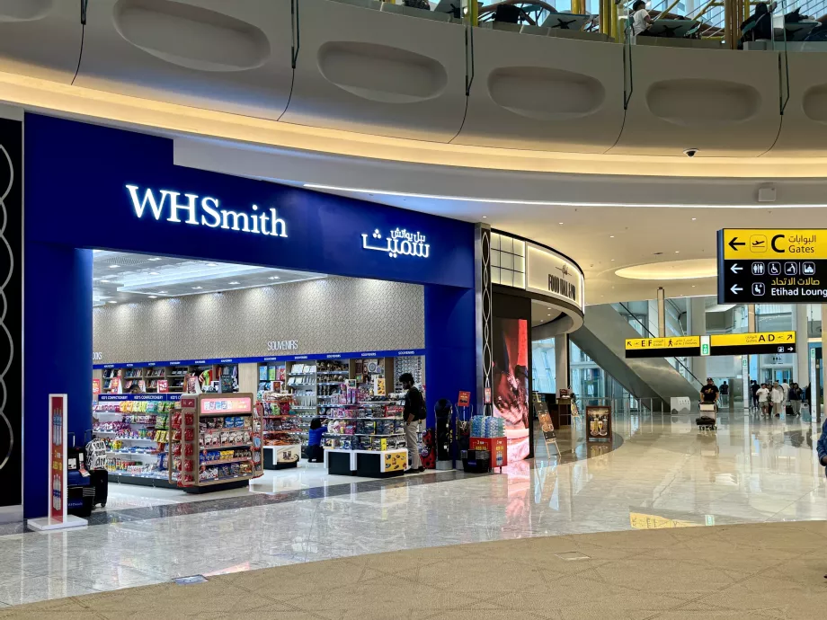 WHSmith di Bandara Abu Dhabi