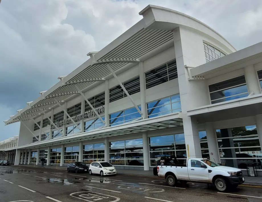 Bandara Antigua (ANU) - Terminal Baru