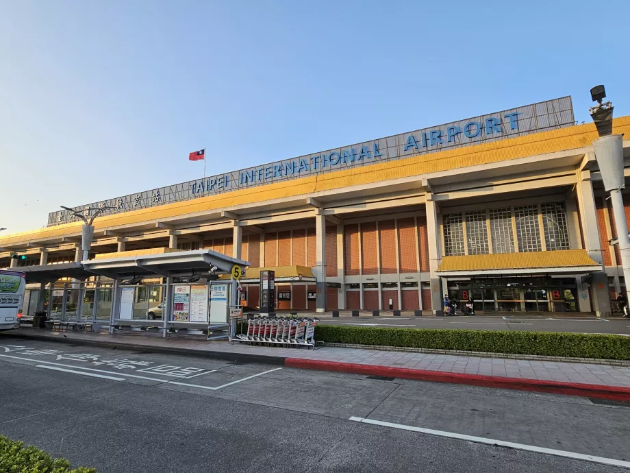 Terminal Internasional, Bandara Songshan