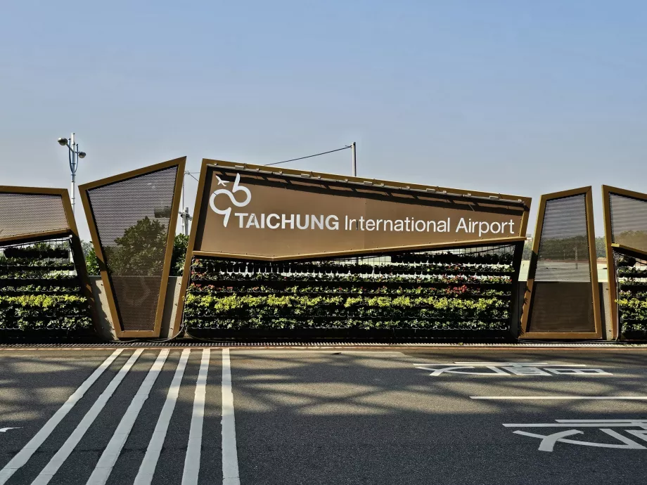 Bandara Internasional Taichung