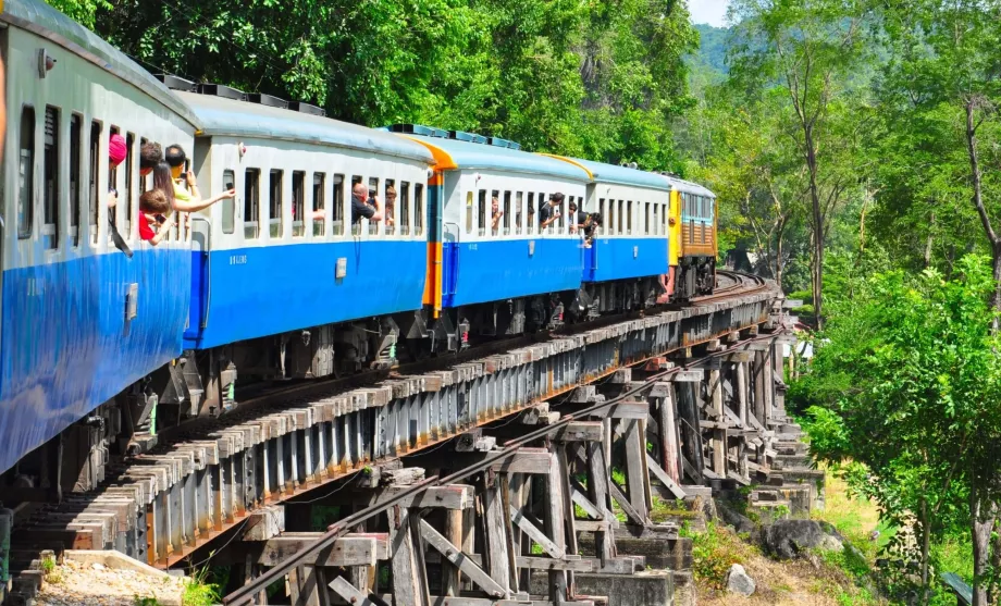 Kereta api Thailand