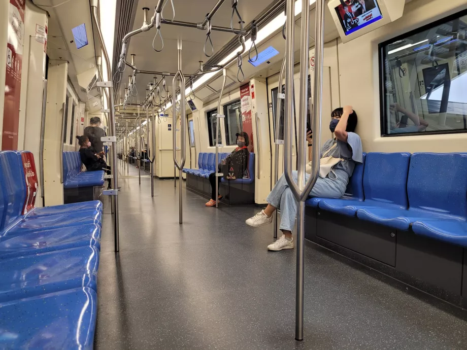 Interior Metro