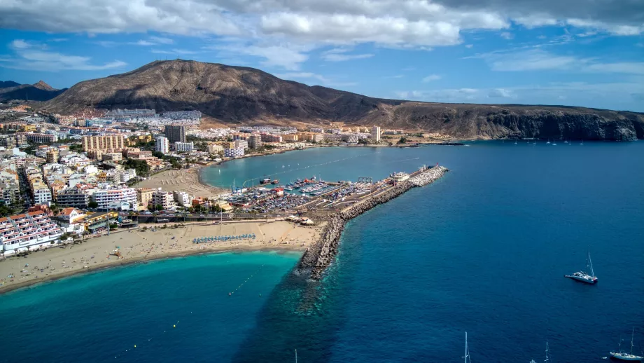 Pemandangan Los Cristianos