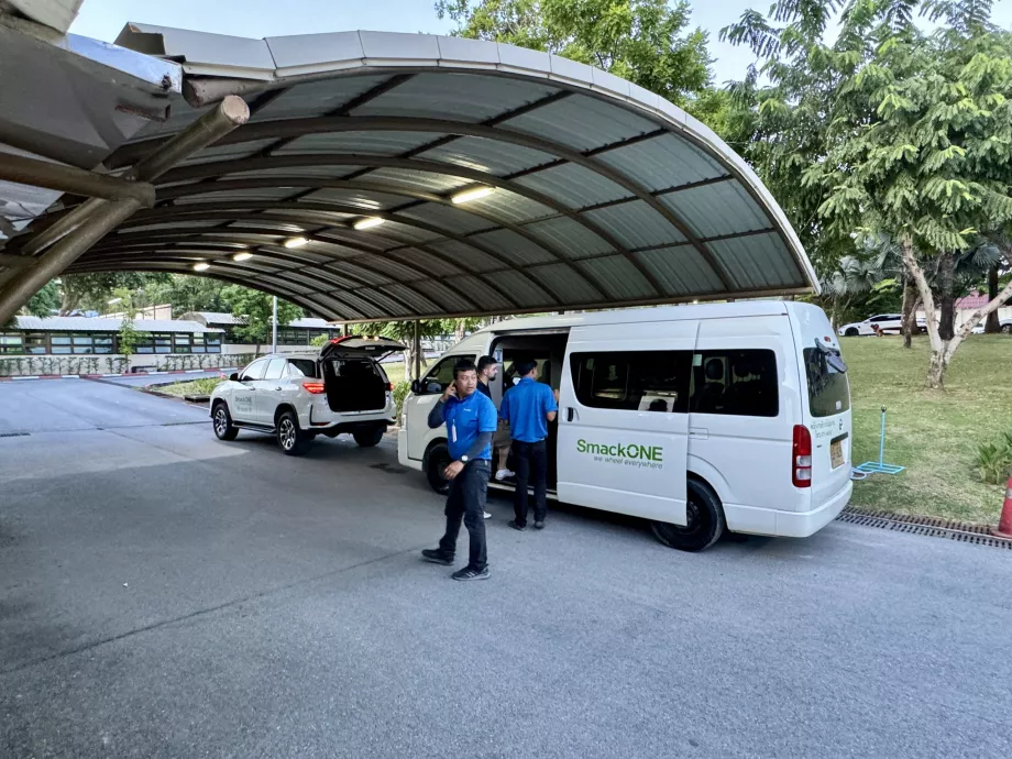 Minivan dan taksi dari Bandara Samui USM