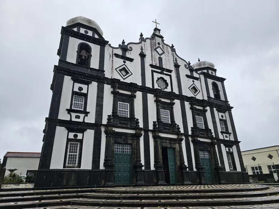 Gereja di Santa Cruz das Flores