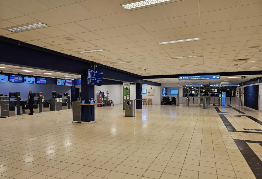 Aula keberangkatan Bandara Alesund