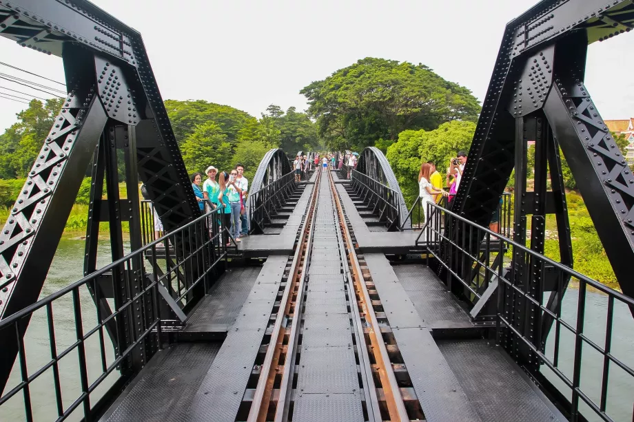 Jembatan di atas Sungai Kwai