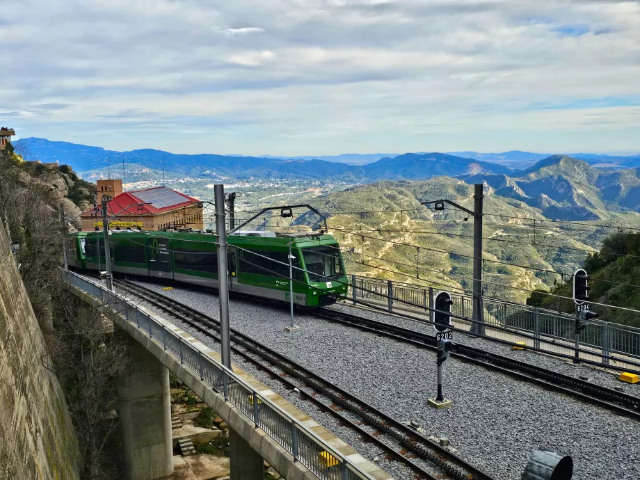 Kereta Api Roda Gigi Montserrat