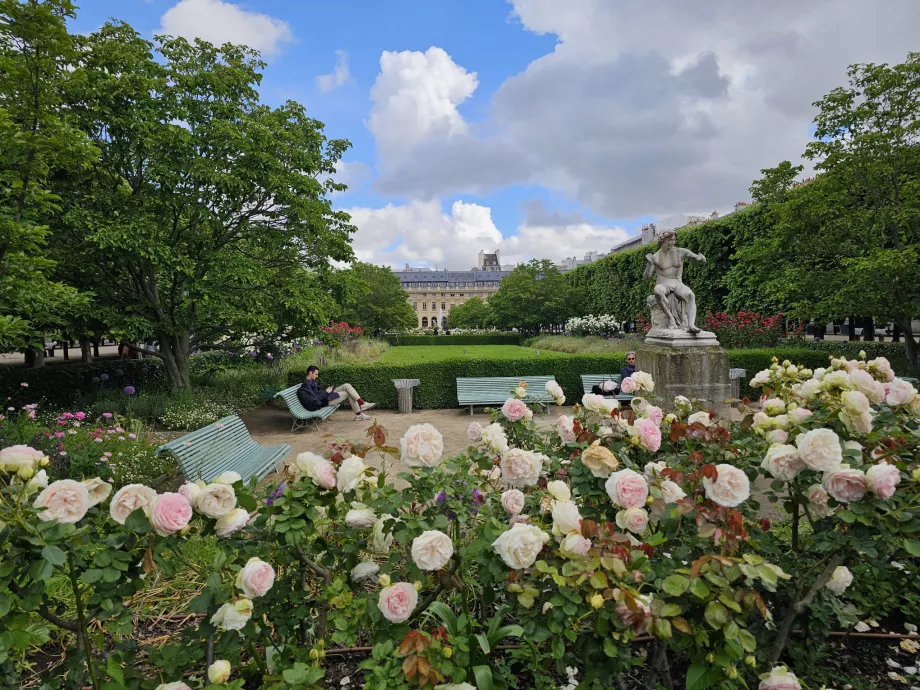 Taman-taman di Palais Royal