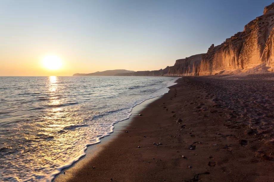 Pantai Vlychada