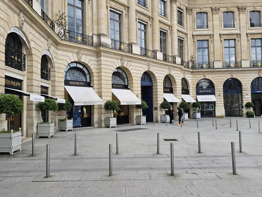 Toko-toko mewah di Place-Vendôme