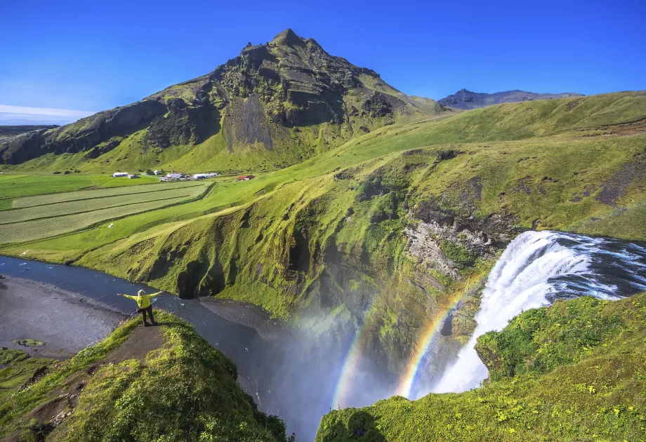 Gunung di Skogafoss