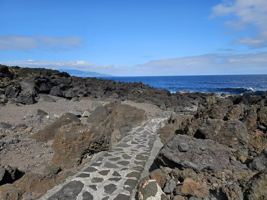 Lajido, jalan menuju Piscinas naturais