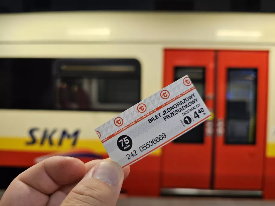 Tiket untuk kereta, metro, trem, dan bus Skm (akan ditandai di validator)