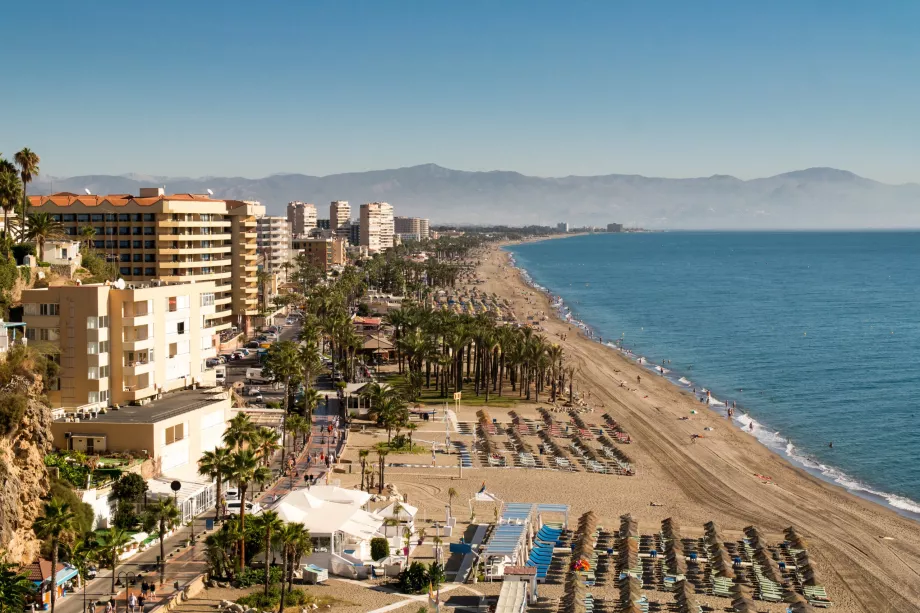 Pantai di Torremolinos