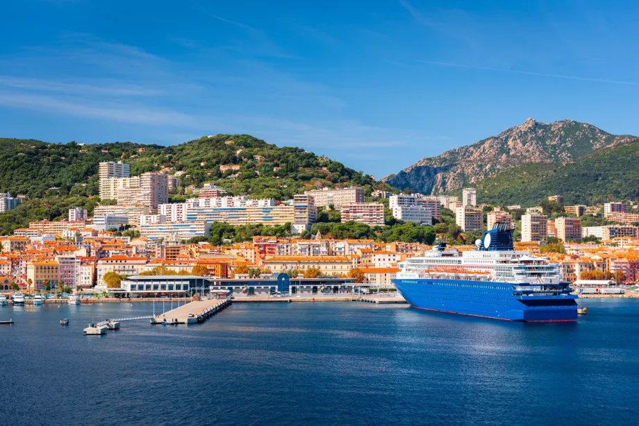 Pelabuhan Ajaccio