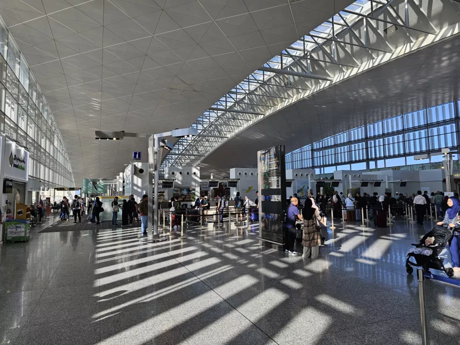 Terminal keberangkatan, Bandara Brunei