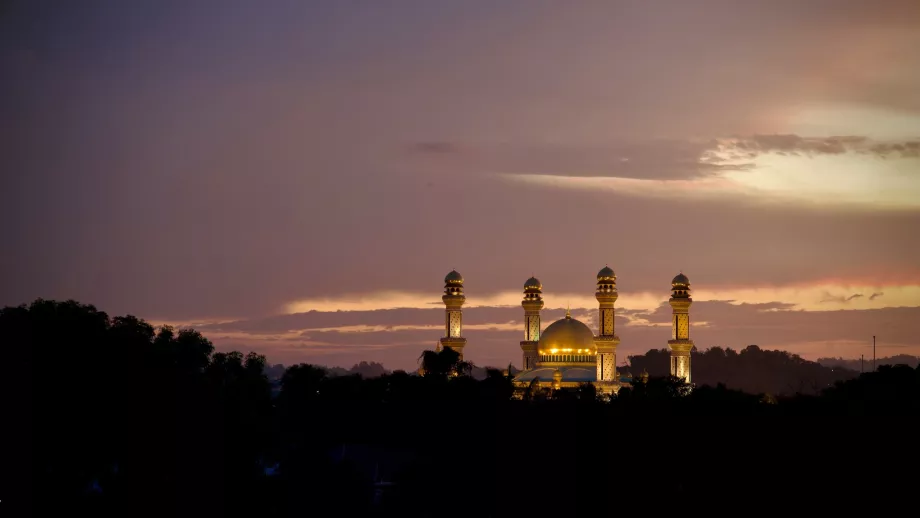 Masjid Jame Asr Hasanil Bolkiah