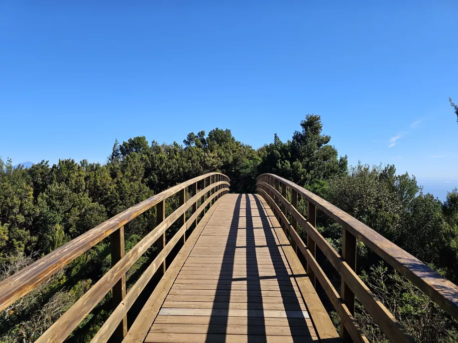 Jalan menuju Mirador del Morro de Agando