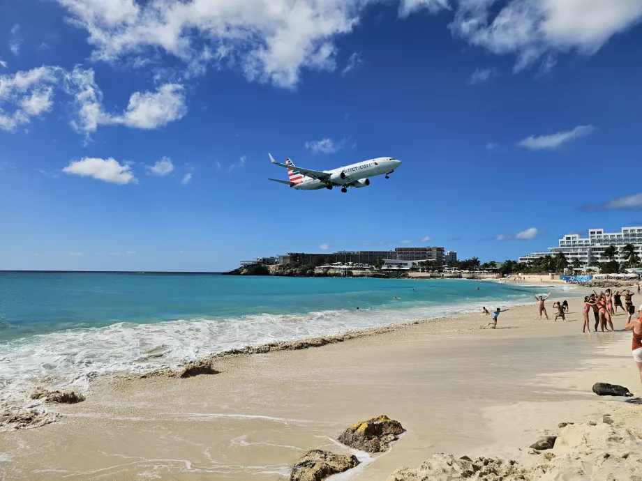 American Airlines di SXM