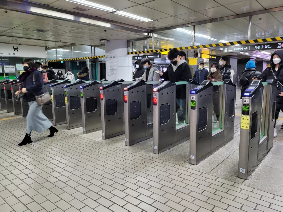 Turnstiles in the subway, Seoul