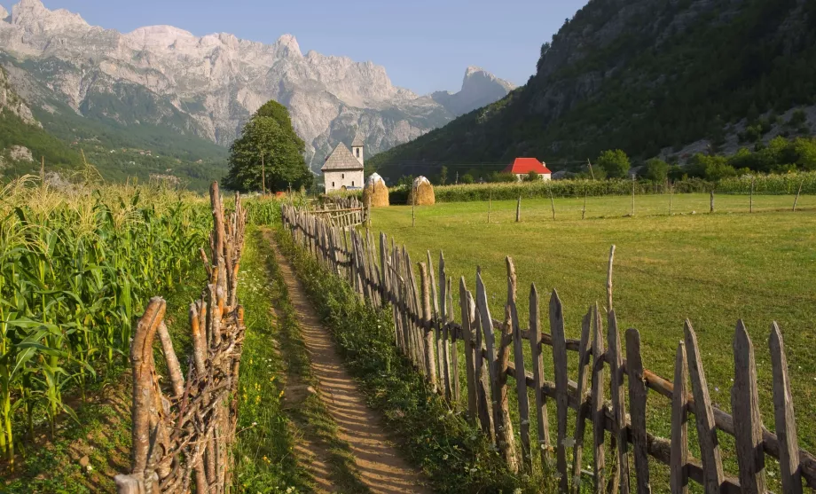 Pegunungan Alpen Albania