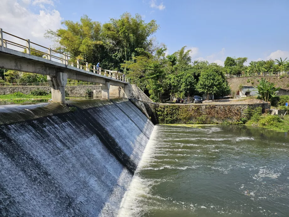 Air Terjun di Bendheng Lepen