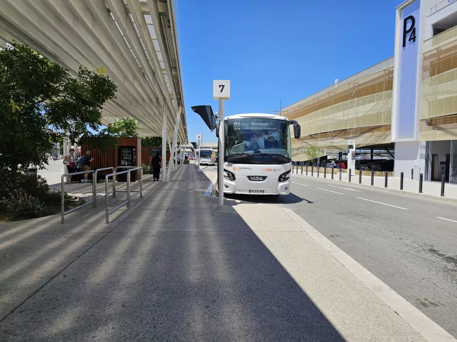 Bus ke Marseille