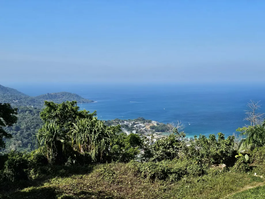 Pemandangan dari patung Buddha Besar