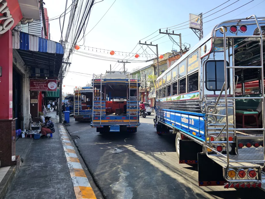 Terminal Bus, Bus Biru, Kota Phuket