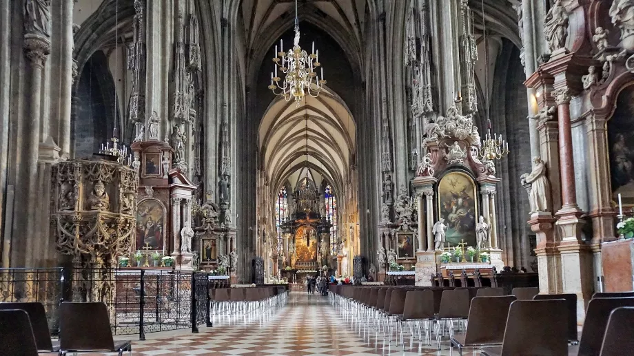 Interior Stephansdom