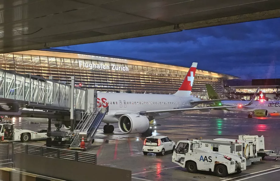 Bandara ZRH