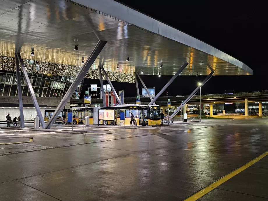 Terminal bus, bandara ZRH