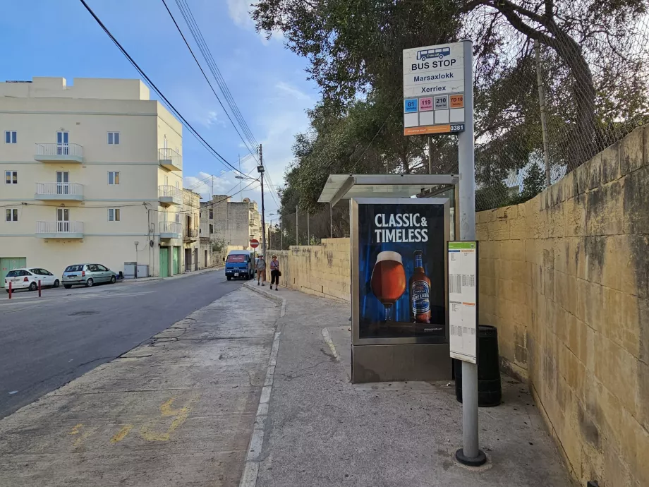 Halte bus di Malta