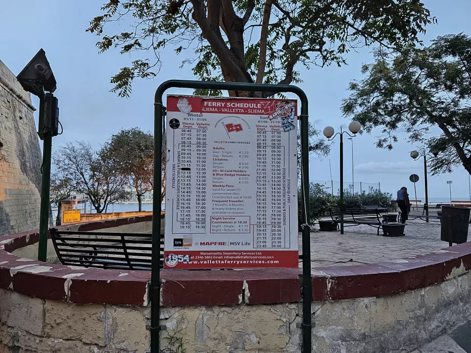 Papan informasi feri Valletta - Sliema