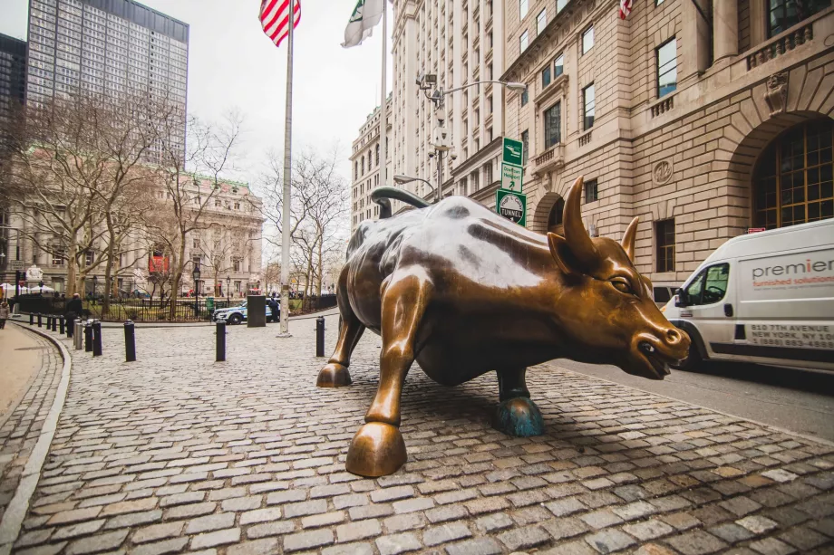 Banteng di Wall Street