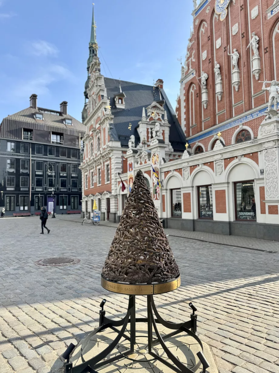 Pohon Natal pertama di Riga