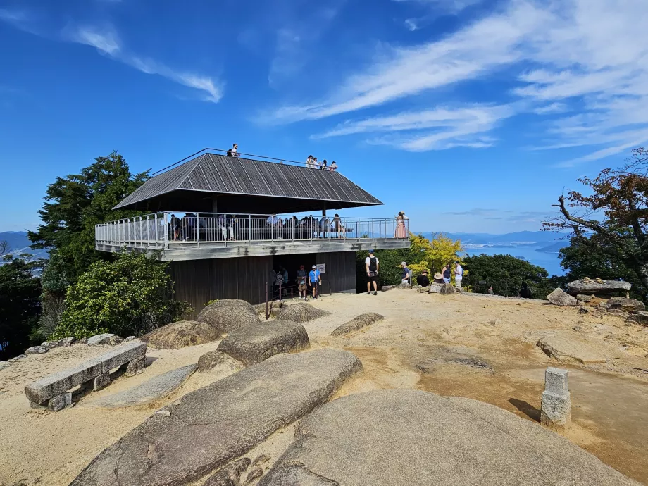 Gunung Misen