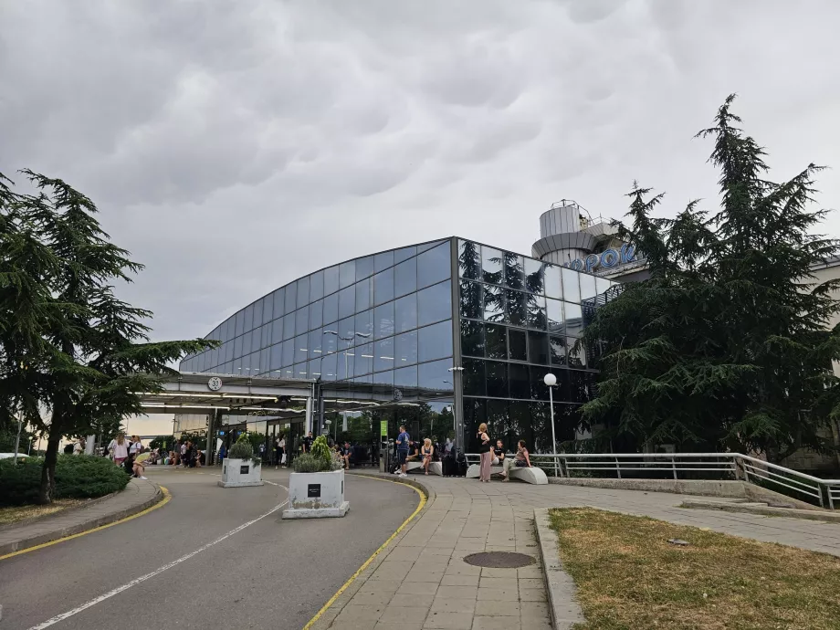 Terminal 1, Bandara Sofia