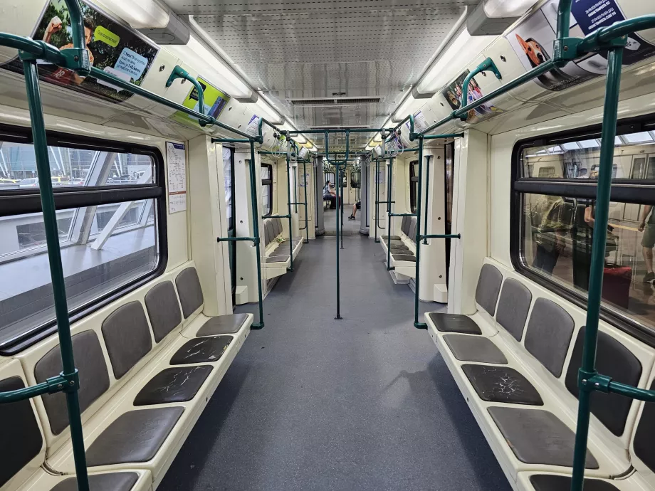 Interior Metro