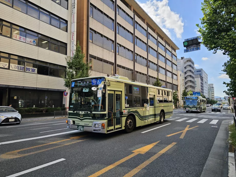 Bus Kota Kyoto