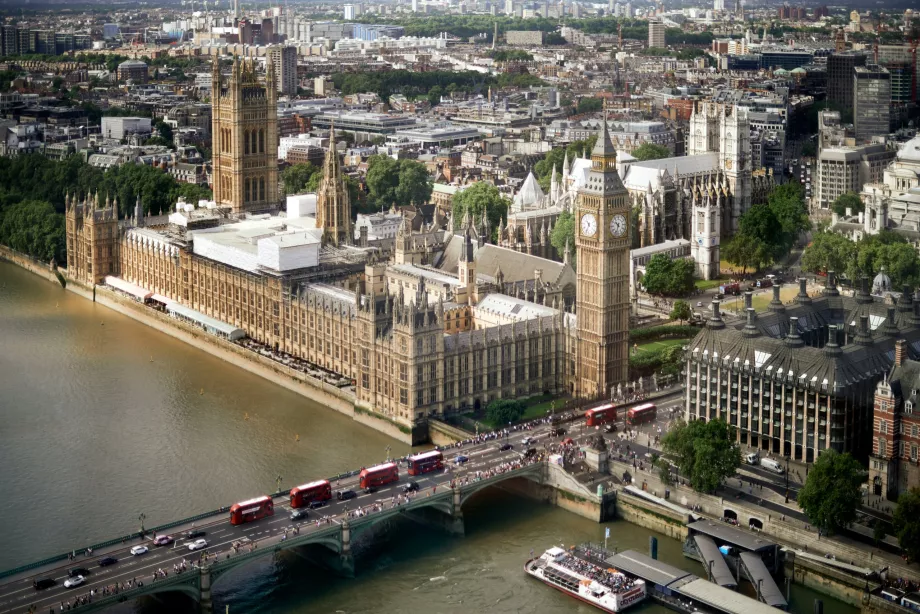 Pemandangan Big Ben dan Westminster